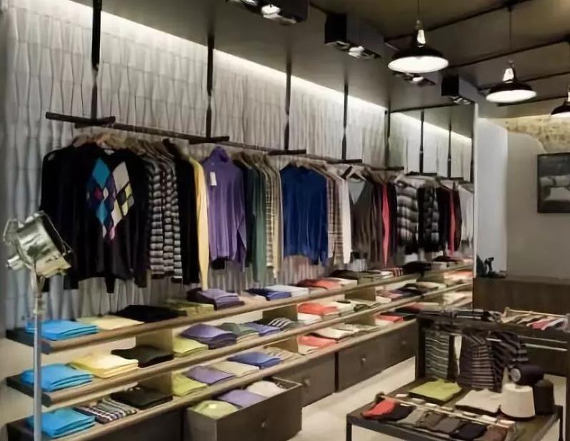 服装专卖店陈设