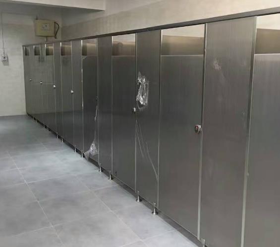 卫生间隔板材料